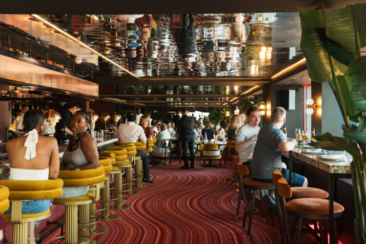 Protopixel AKAI EA 00003